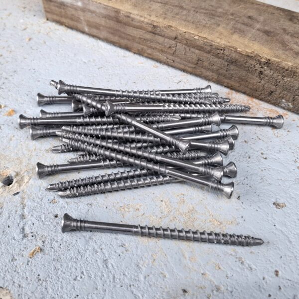 MultiOne Screws Truss Head (CSK) T25 B8 12g x 100mm Box 200 - Image 2